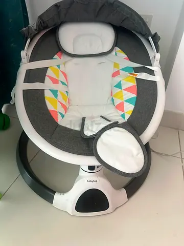 Babyhug - Baby electric rocker/soothing swing - gently used, Flawless
