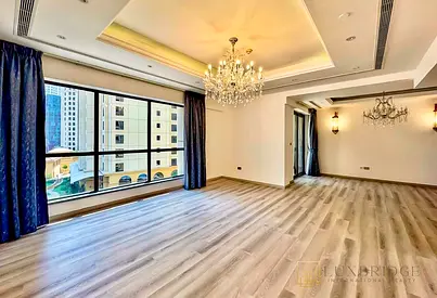 Private Jacuzzi | Low Floor | Must See