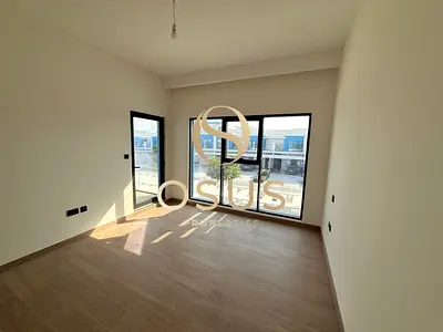 Middle Unit | Community View | Negotiable