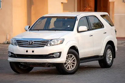 TOYOTA FORTUNER TRD V4 2014