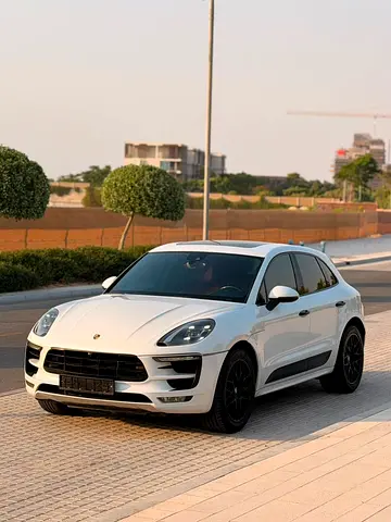 Porsche Macan GTS 2017 | GCC Specs | Low Mileage | Full Service History