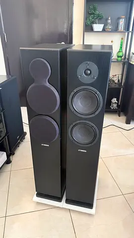 Yamaha NS-F150 Floorstanding Speakers