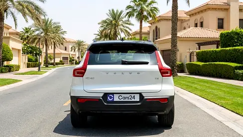2022 Volvo XC40 — фото 4