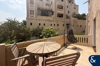 1 Bedroom | Large Layout | Bills Included