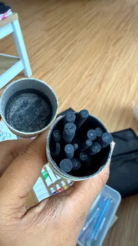 Compressed charcoal for artists