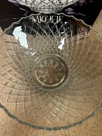 Clear Cut Glass Serving Bowl - Large Decorative Fruit/Salad Bowl