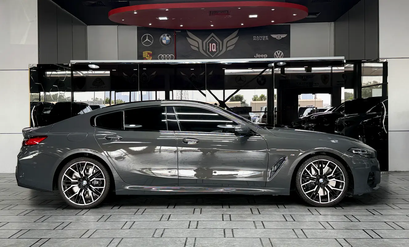 BMW 8-Series 2023