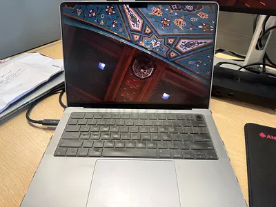 Macbook M1 Pro 14 inch