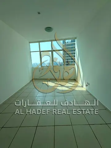 Balcony. * 🛠️ Free maintenance throughout the rental period. * 💳 Payment in **4 installments**. * 📝 Security Deposit: Non-cash cheque. * 💰 Ann