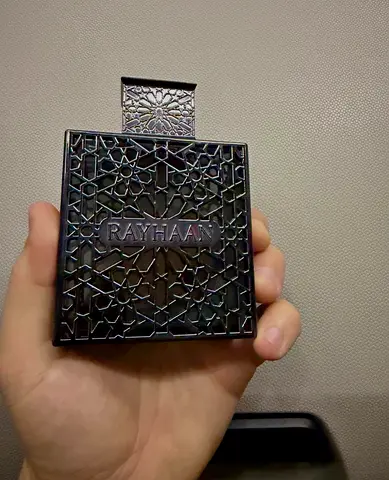 Rayhaan Obsidian perfume bottle - 100ml left- Not used