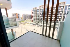 Ready to move in Mid floor Well maintained