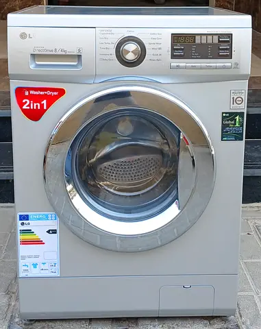 With good condition LG washing machine 8kg washer 4kg dryer
