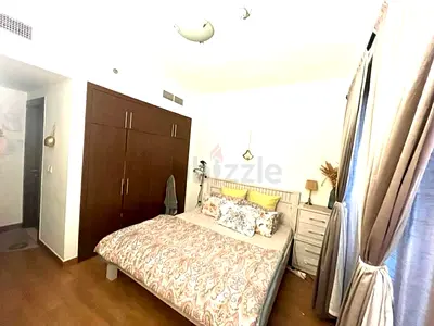 1 BHK FULLY FURNISHED FOR MONTHLY RENT IN WARSAN 4