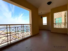 VACANT | BEACH ACCESS | HUGE LAYOUT