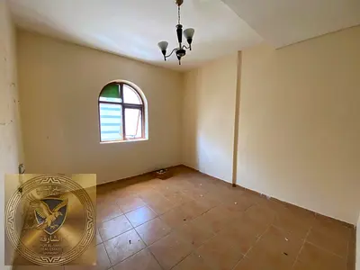 ارخص غرفة وصالة اطلالة مفتوحة مساحات واسعة تكييف مركزي تشطيب حديث تسهيلات في السداد موقع متميز قريب من الكورنيش