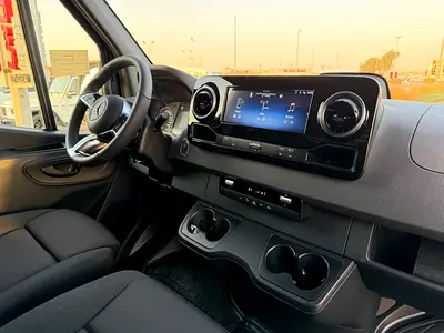 2027 Mercedes-BENZ SPRINTER 照片 11