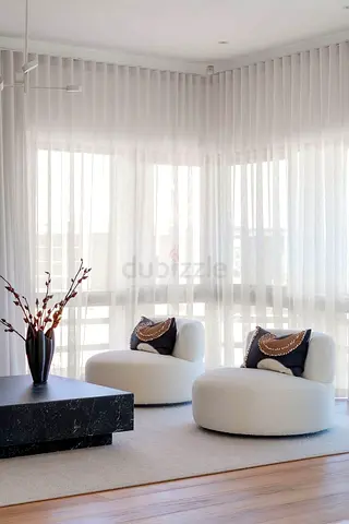 Curtain blinds
