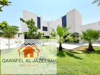 Exclusive 5-BR Villa | Hall | Majlas | Private Garden | Ready To Move
