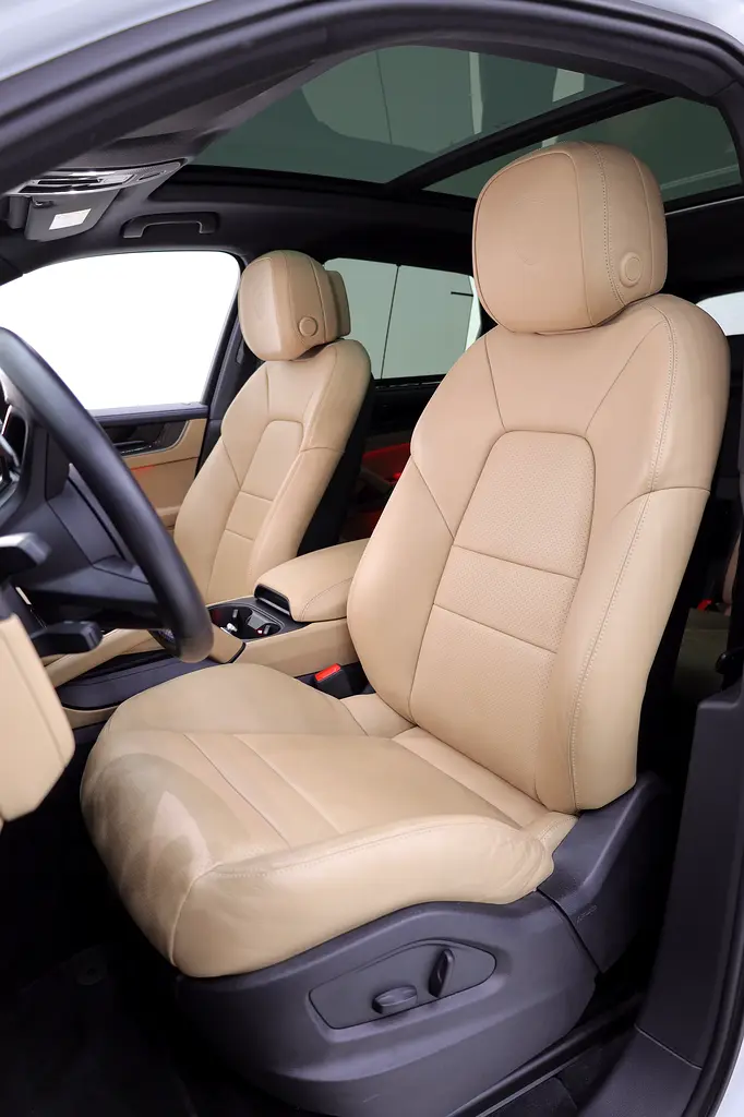 Porsche Cayenne 2024