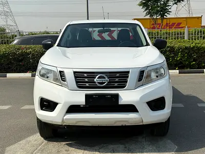Nissan Navara 2022 XE GCC Specs - Excellent Condition Pickup
