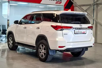 2021 Toyota FORTUNER — фото 8