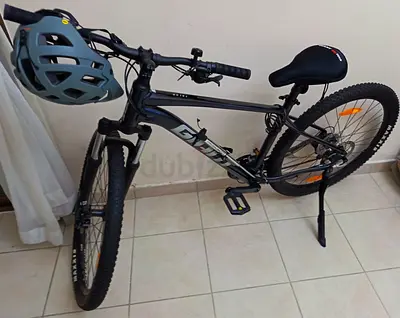 Giant Talon 4 Mountain Bike (Good Condition) + Full Gear Bundle (Helmet, Pump, Lock)