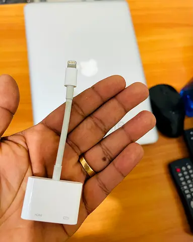Apple Lightning to HDMI Adapter