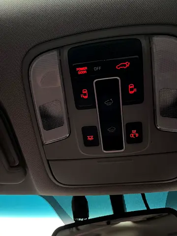 2018 KIA CARNIVAL 缩略图 13