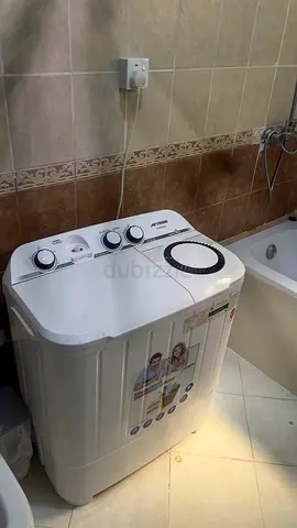 Compact twin-tub washing machine - used, works well