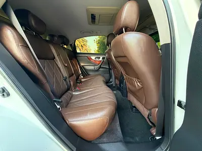 صورة 15 لـ 2014 Infiniti QX70