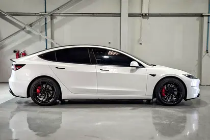 صورة 4 لـ 2024 Tesla MODEL 3