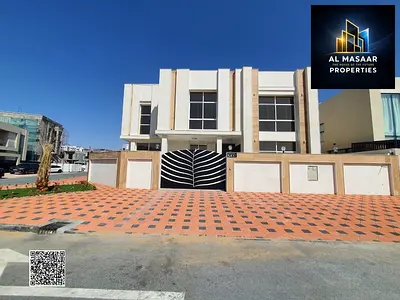 "Ultimate luxury" villa for sale: corner lot, swimming pool, rooftop terrace... fully furnished! Fr