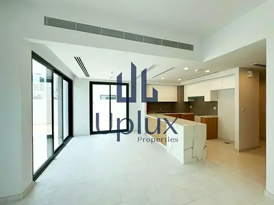 Park Facing | Single Row | Rented Unit