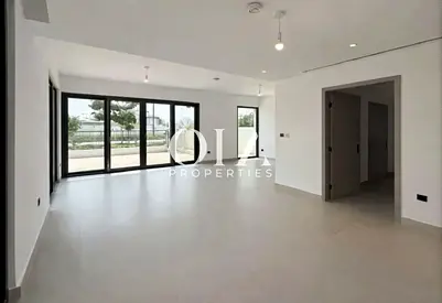 فيلا من 3 غرف نوم مطلة على الحديقة | أورا تلال الغاف | تصميم مخطط مفتوح