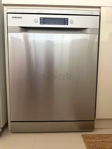Samsung Built-in Stainless Steel Dishwasher - Excellent Condition