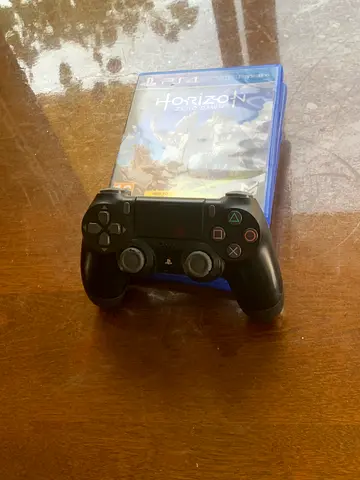 4 ps4 games and controller