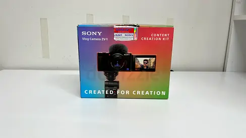 Sony ZV-1 Content Creation Kit - Complete with all accessories - Extra Battery - Flawless Condition