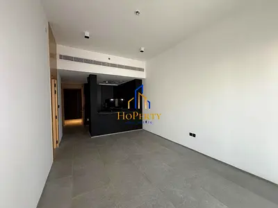 MULTIPLE CHEQUES | MODERN LIVING | HIGH END FURNISHING