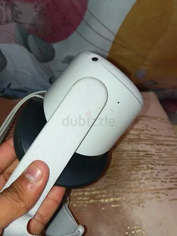 Meta Oculus Quest 2 Virtual Reality Headset