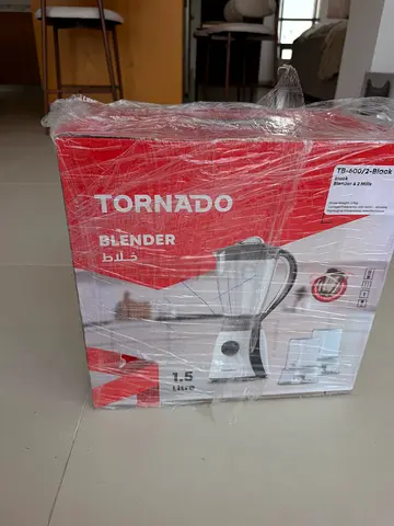 TORNADO Blender 600W 1.5L with 2 Mills — New in Box
