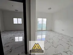 Luxurious apartment / Exquisite finishing / Balcony / Central air conditioning / Built-in wardrobes