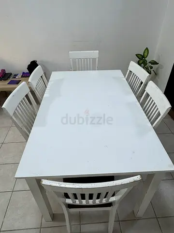 SIX SEATER DINING TABLE FOR SALE