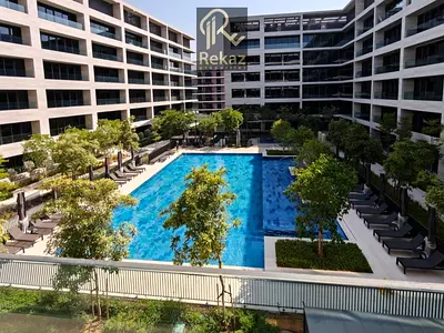 Pool View || First Tenant || Spacious