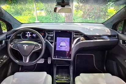 2020 Tesla MODEL X — миниатюра 11