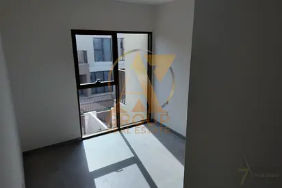 Elegant Family Living | Spacious & Modern Home | Prime Community