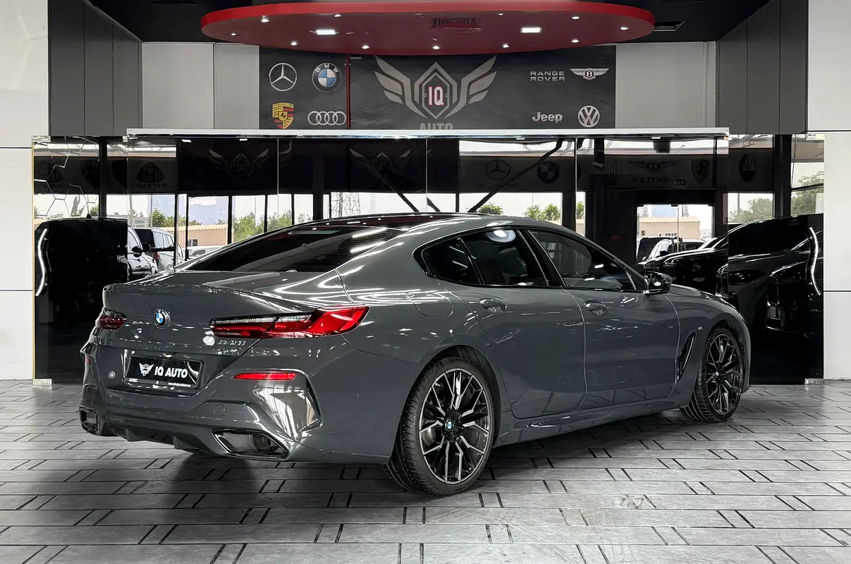 BMW 8-Series 2023