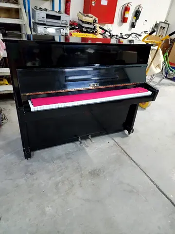 Atlas piano