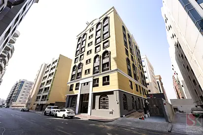 One Month Rent Free-Studio Flat Available