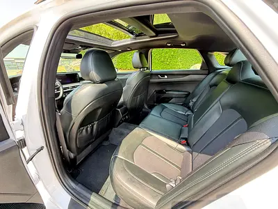صورة 12 لـ 2023 KIA K5