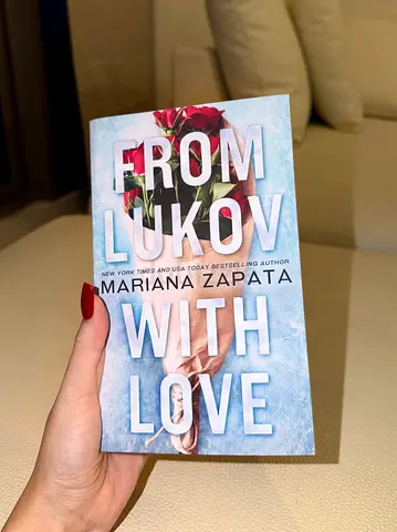 From Lukov with love by MARIANA ZAPATA